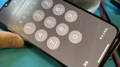 iPhone13Pro急に画面が真っ白になった画面修理【iPhone修理熊谷】