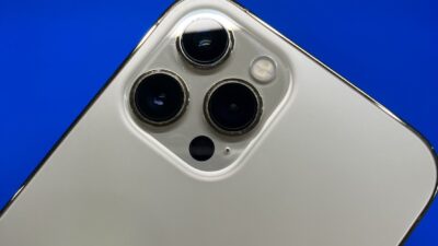 iPhone12proアウトカメラレンズが割れてしまった【iPhone修理熊谷】