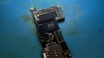 iPhone13Promax起動しない【iPhone基板修理熊谷】